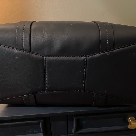 Kate Spade large tote bag. - Picture 2 of 5